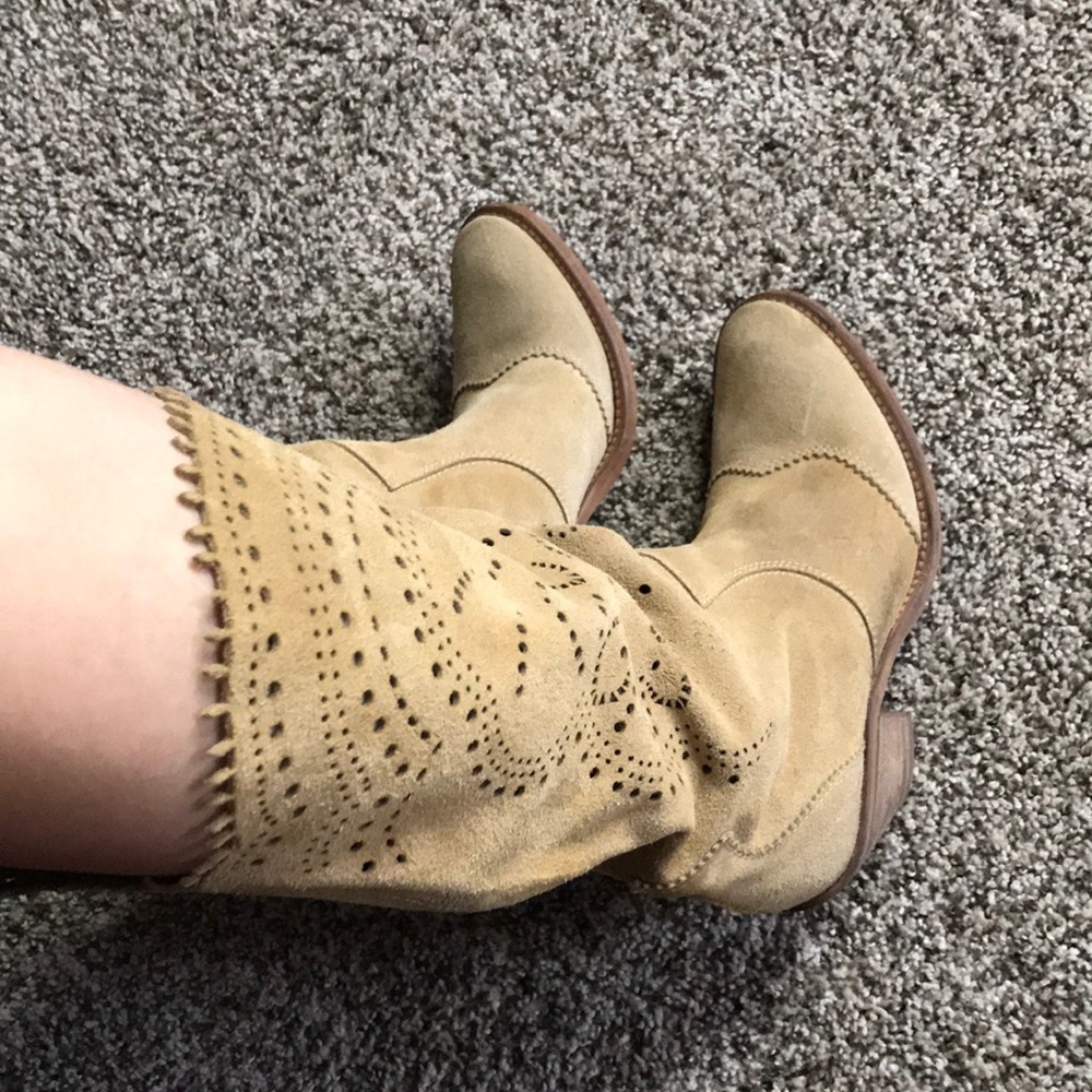 Tan cowboy boots Italy Barney’s NYC boho festival - Picture 5 of 8